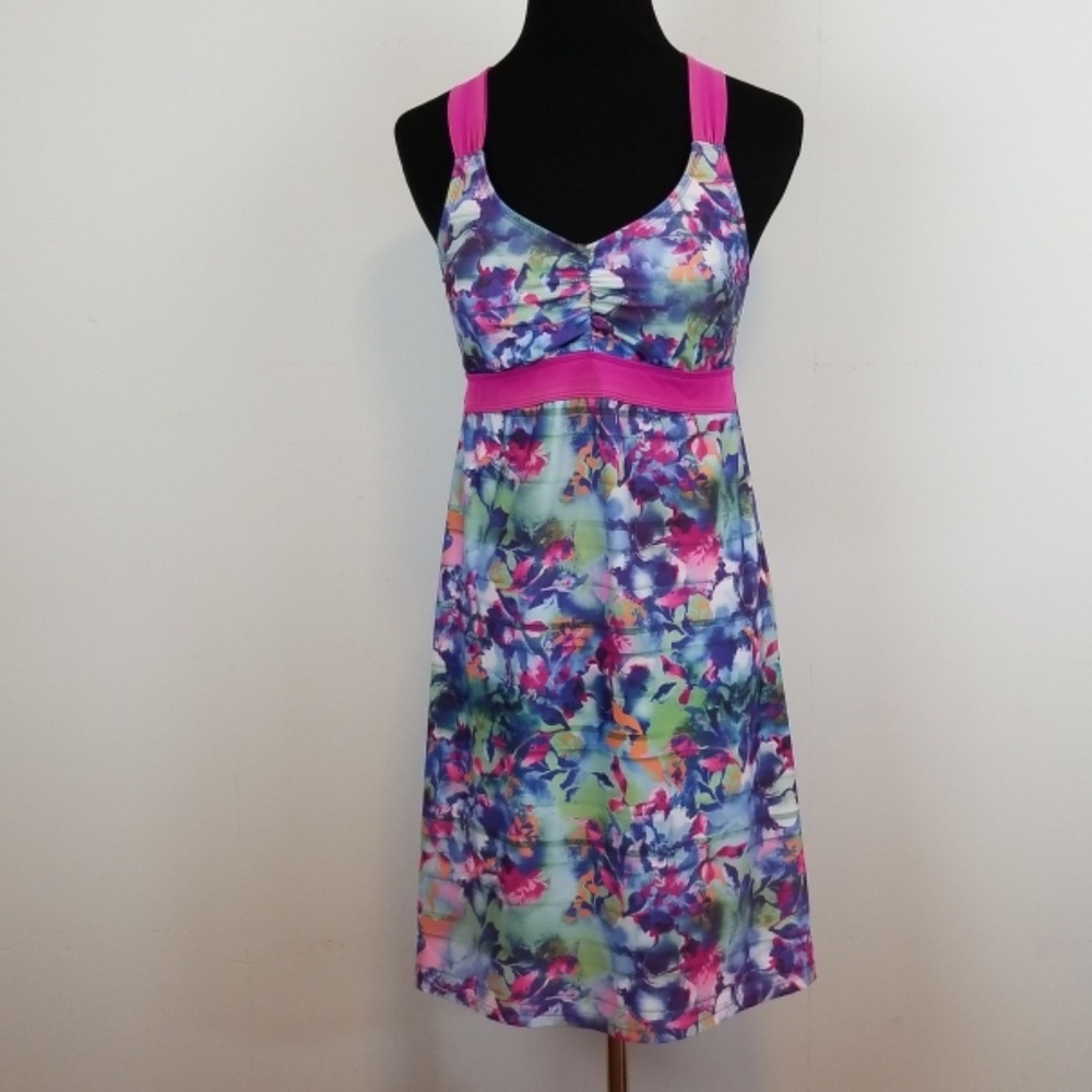 Title nine Athletic dress with built in bra small